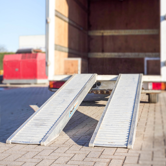 Almachtig Registratie Prestigieus Verhuur van Oprijrampen van 3 meter lang - BestRent